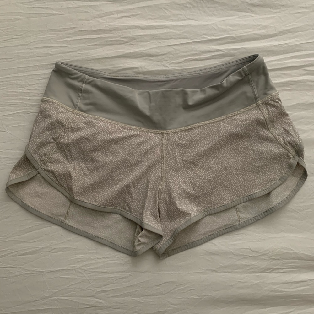 Lululemon Speed Up Shorts 2.5”